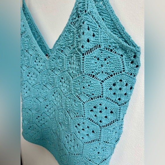 American Eagle Blue Crochet Knit Cropped Tank - Picture 3 of 7